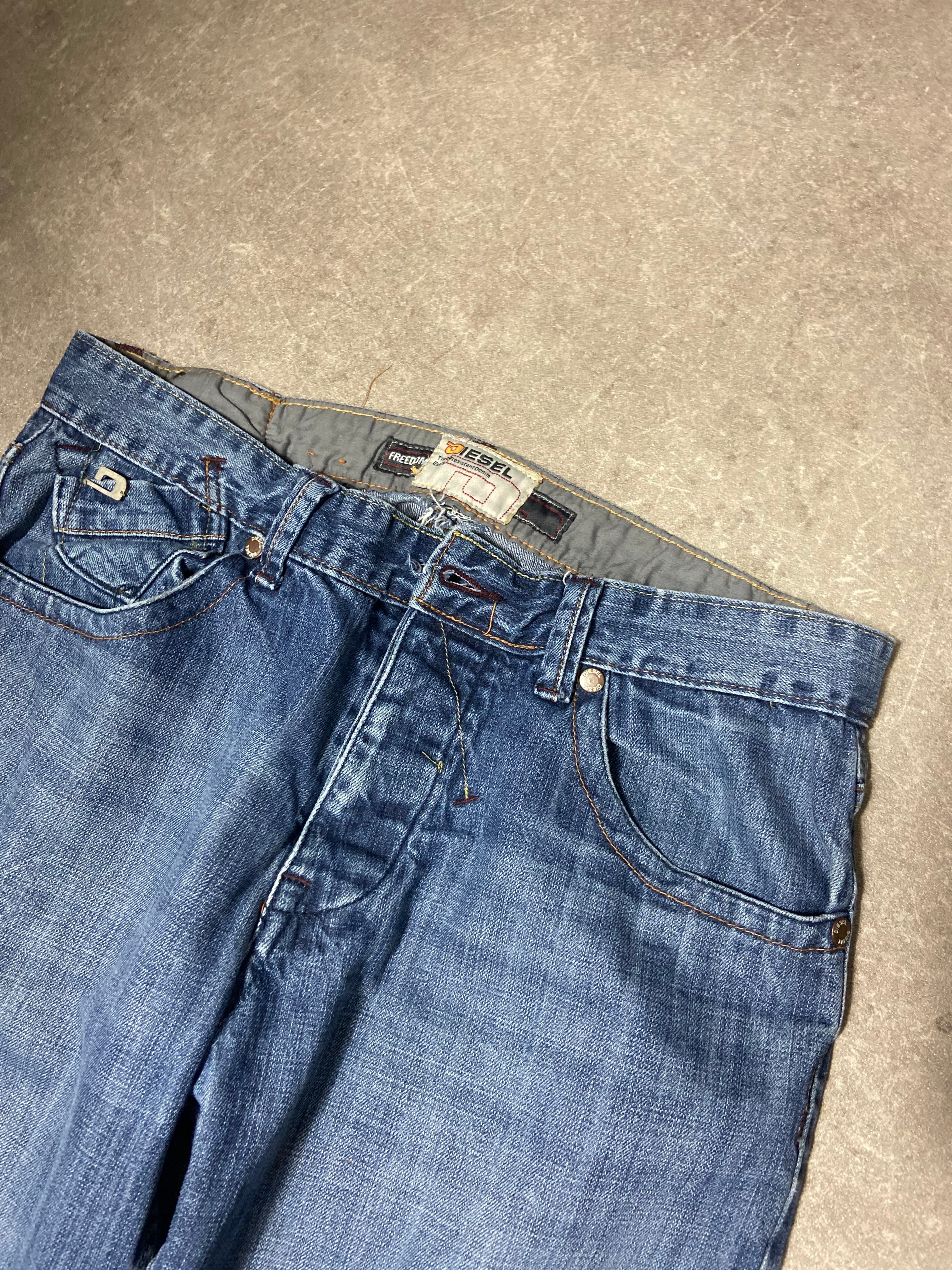 Diesel Flared Jeans M-L
