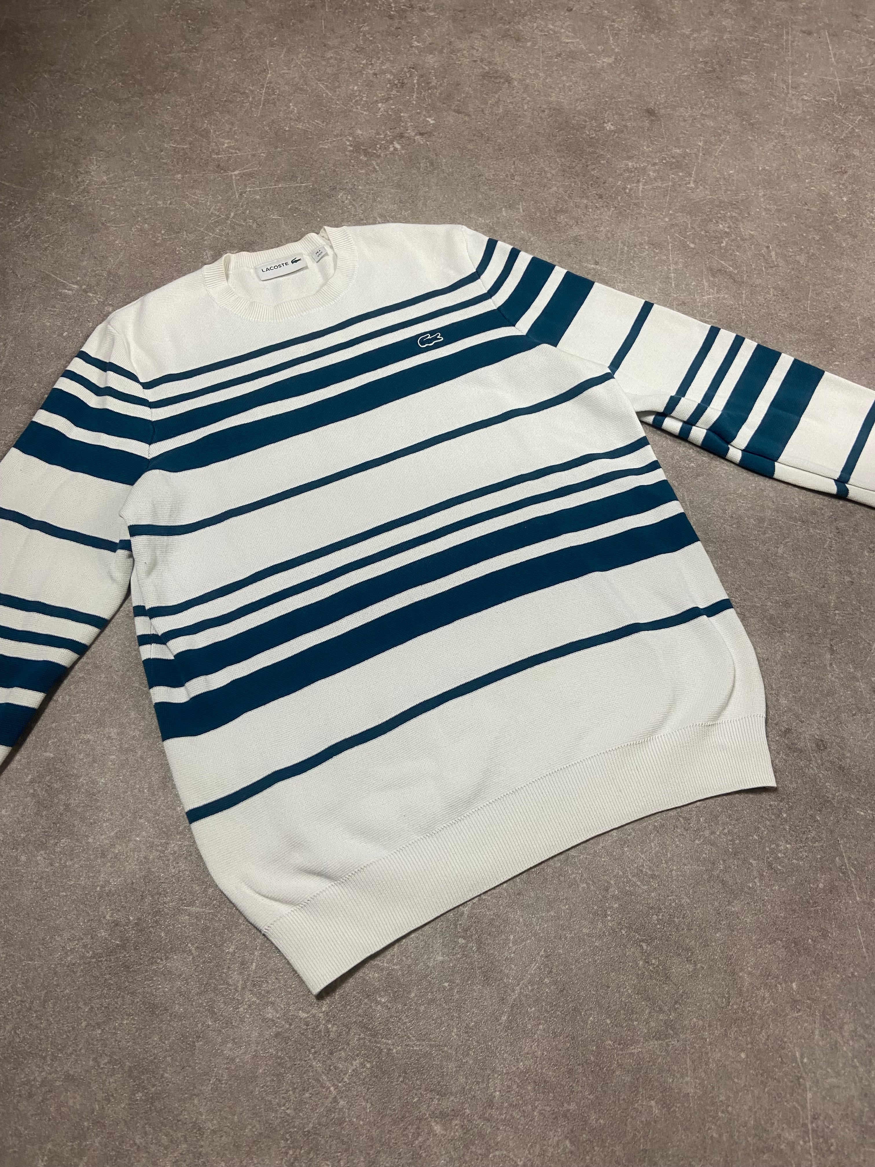 Lacoste Sweater S-M