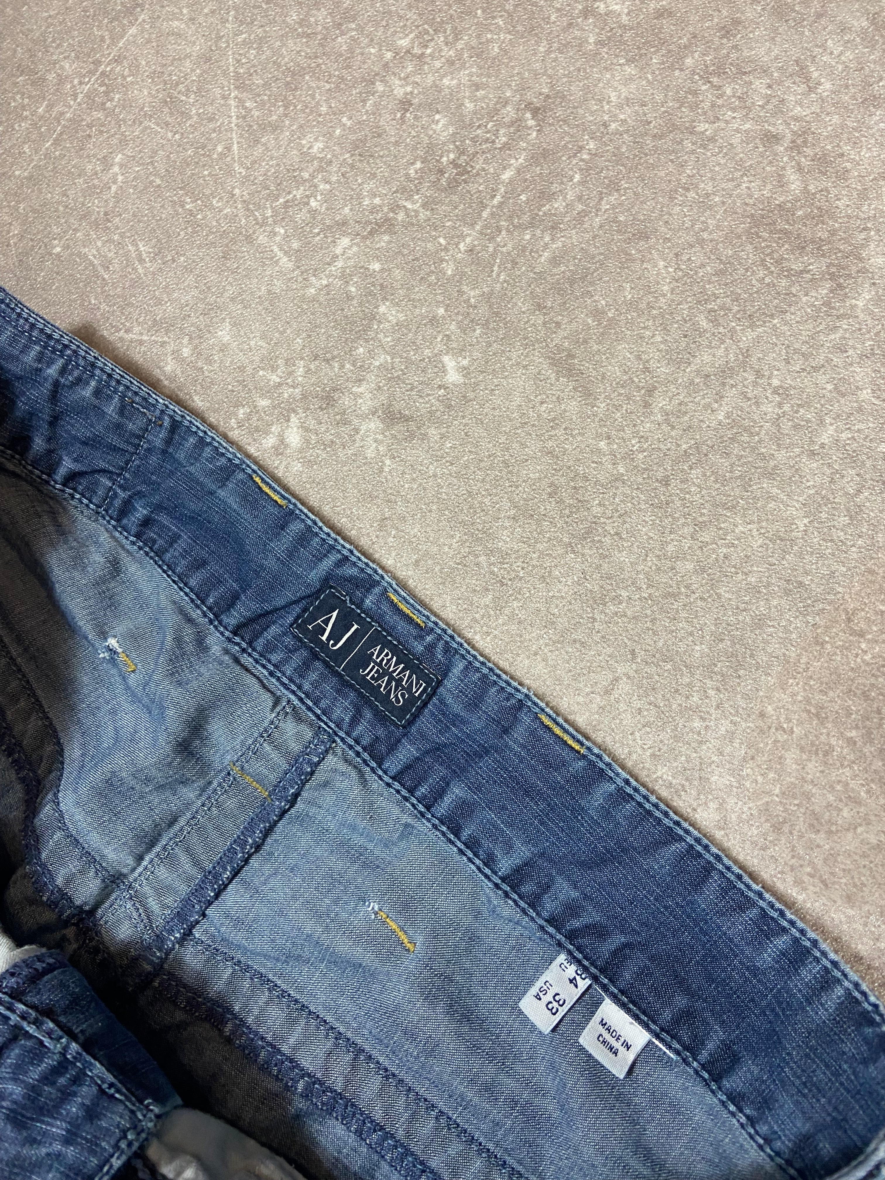 Armani Jeans M
