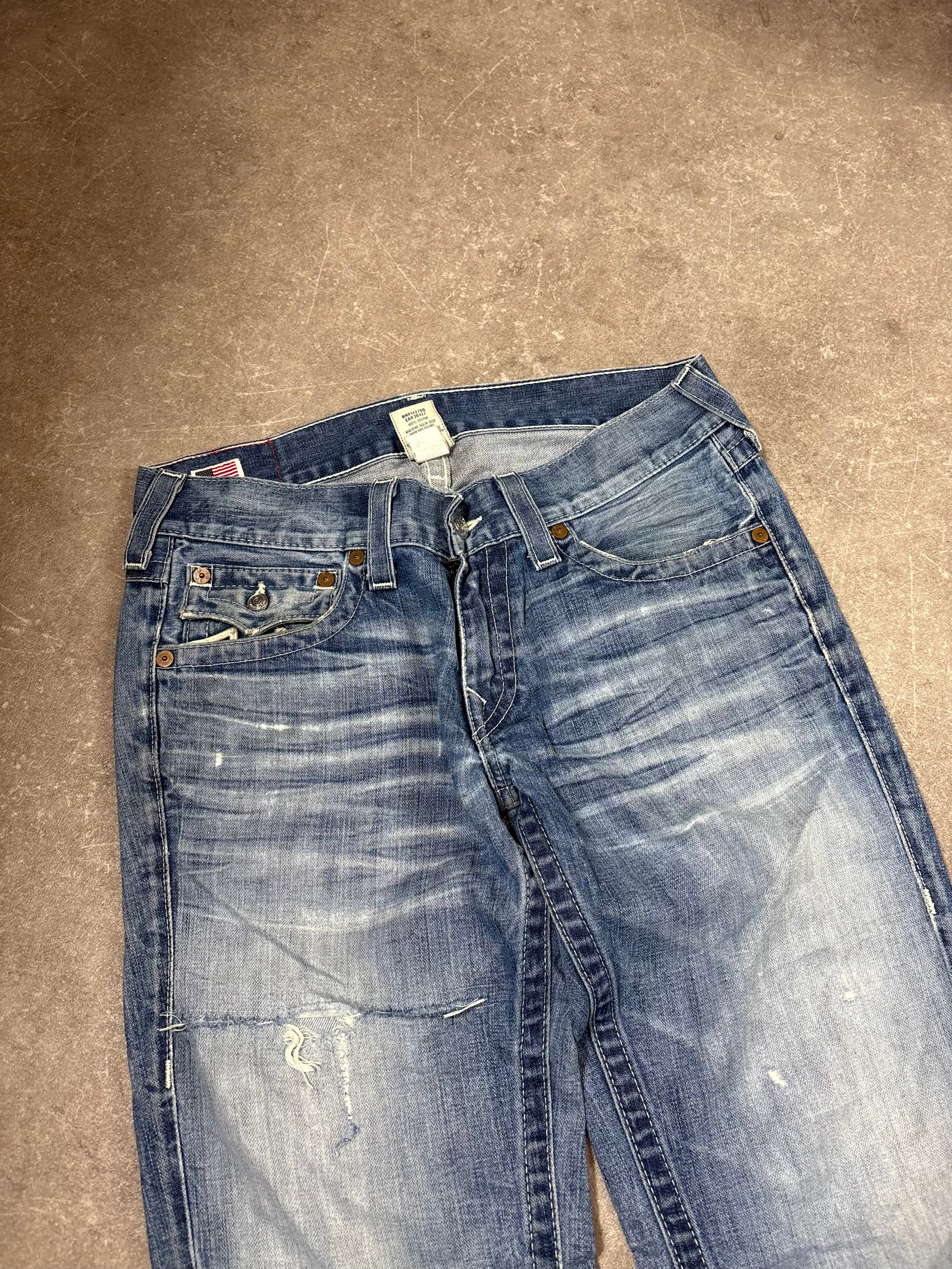 True Religion Flared Jeans (M)