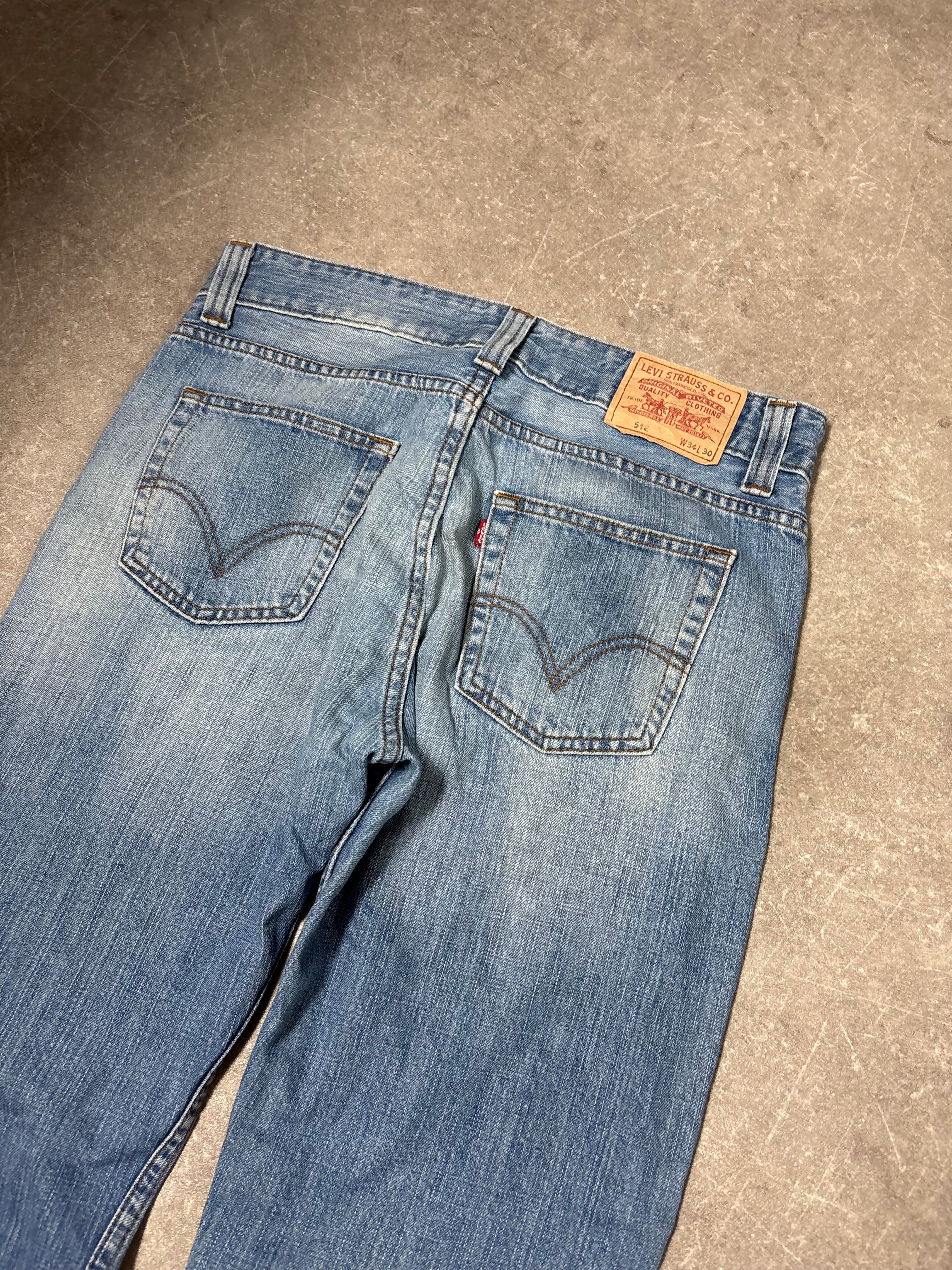 Levi’s Flared Jeans (M)-(L)