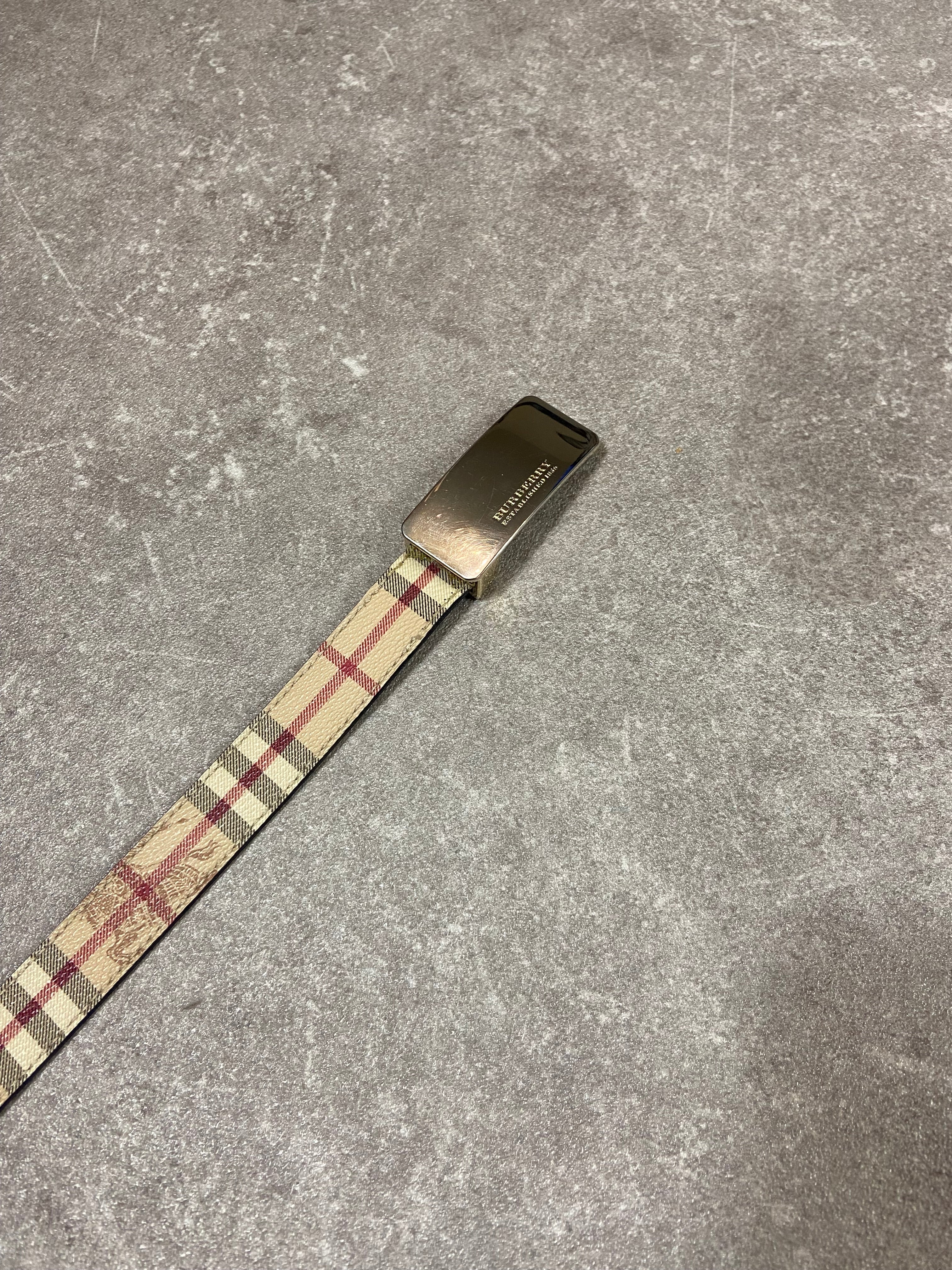 Burberry belt 88cm small