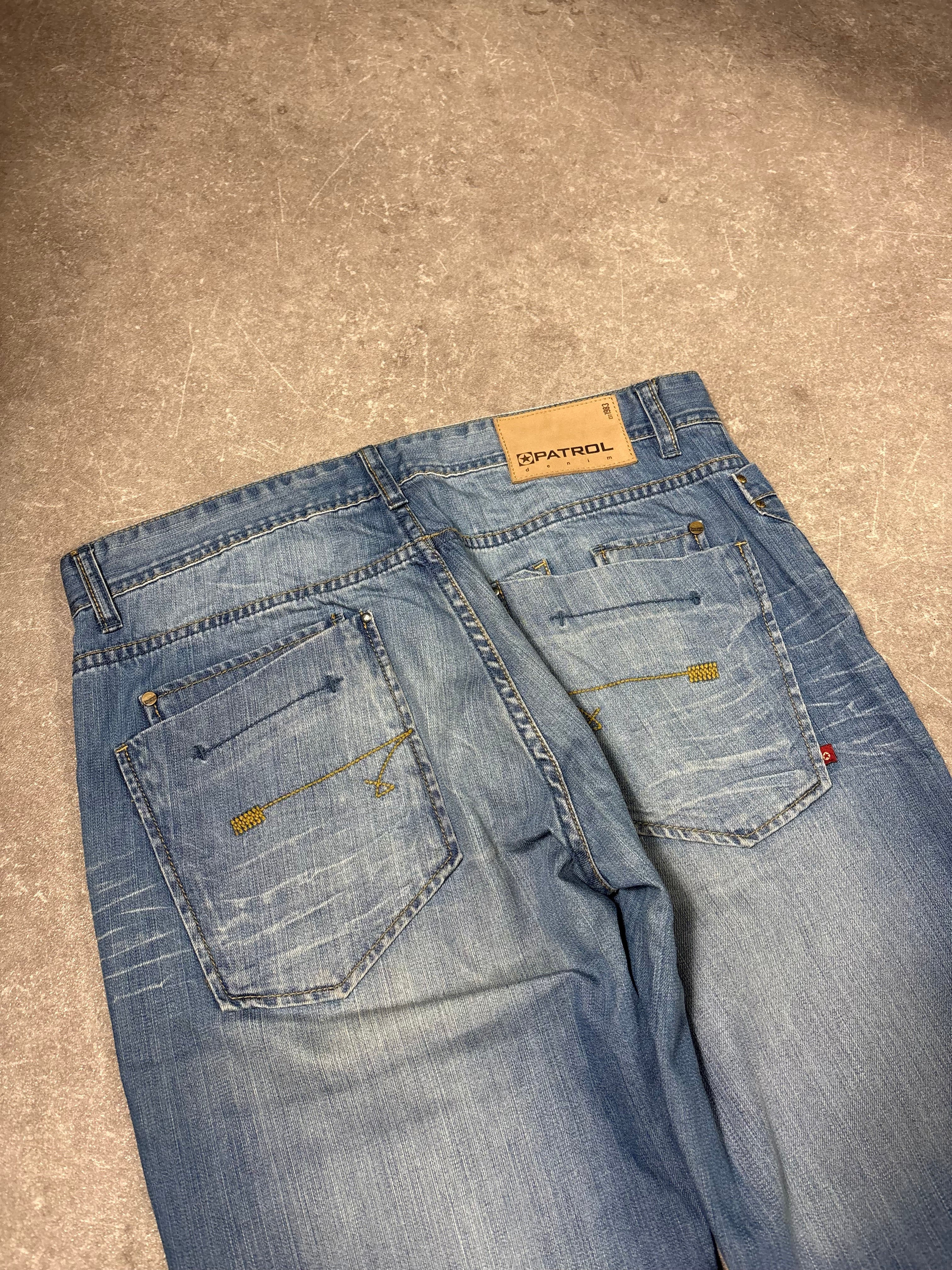 Designer Flared Jeans (S)