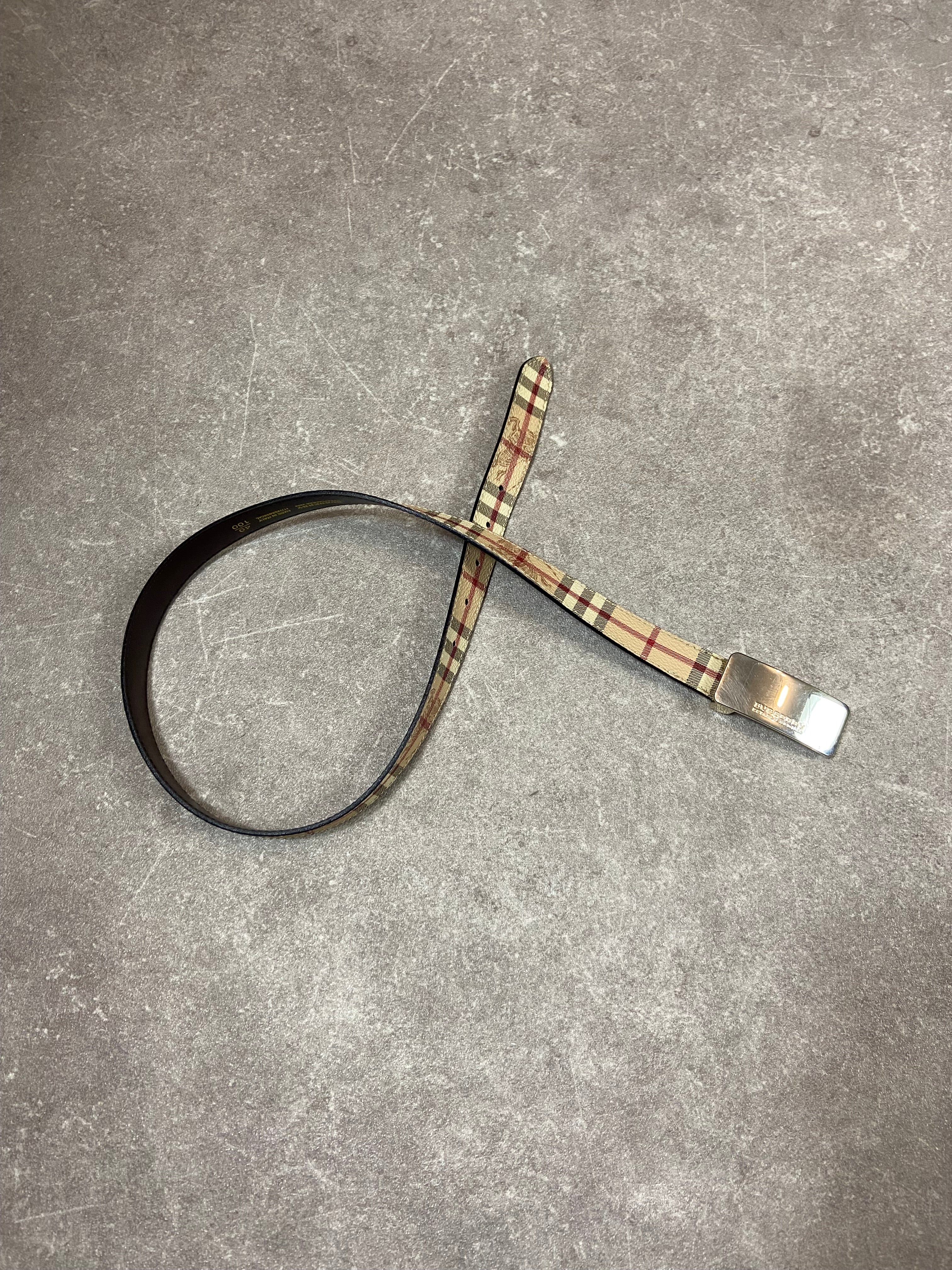 Burberry belt 88cm small
