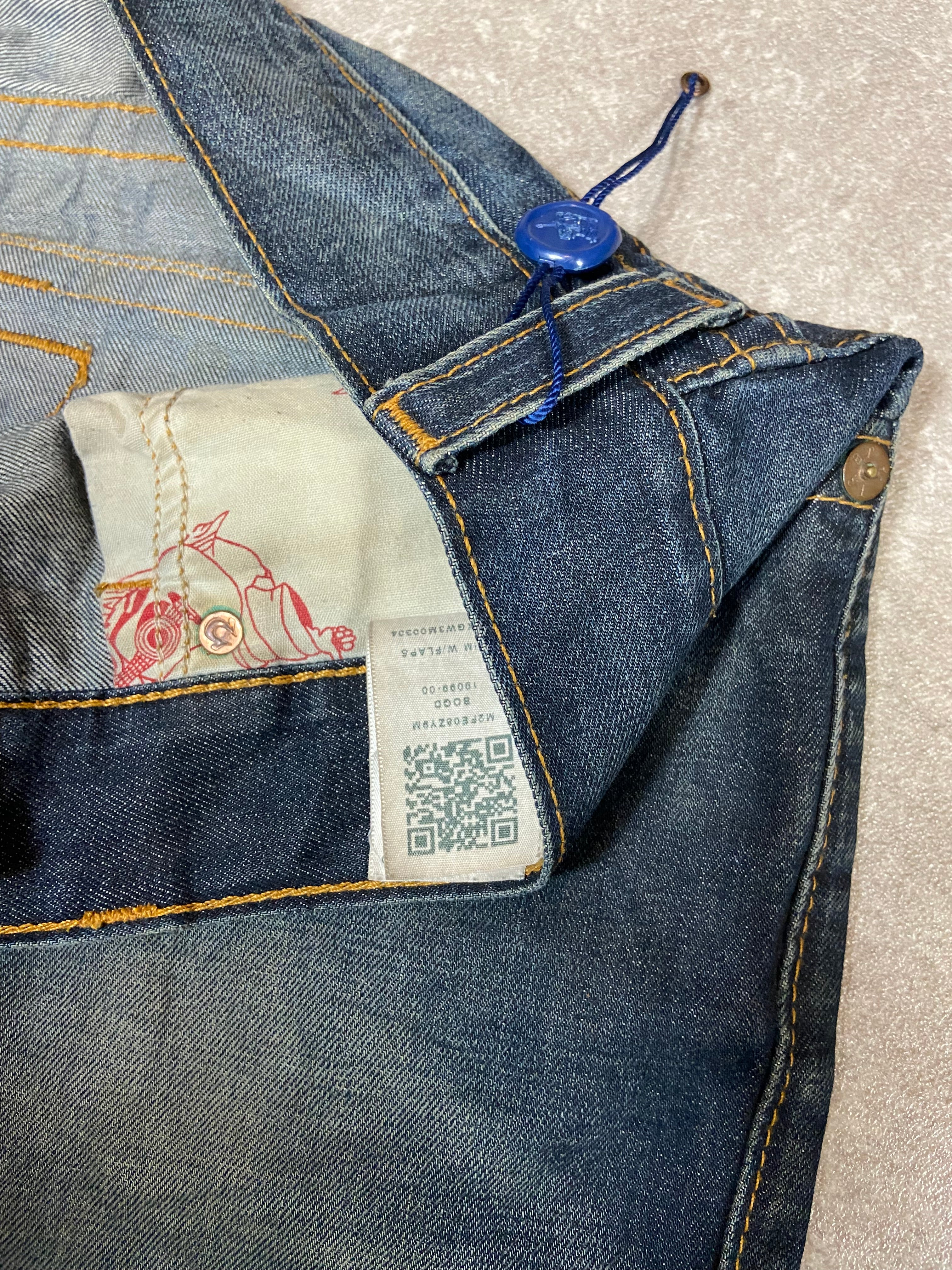True Religion Jeans L