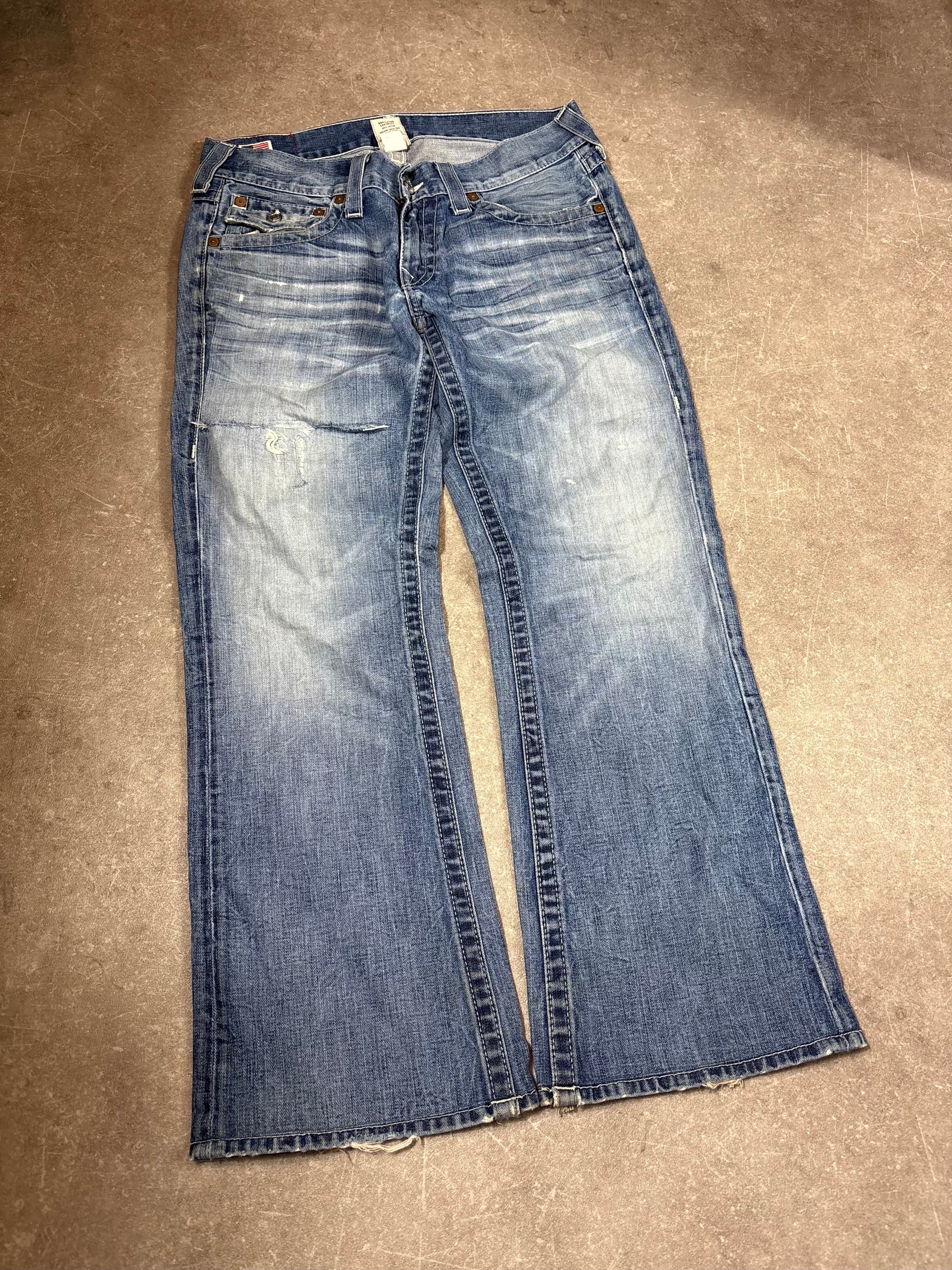True Religion Flared Jeans (M)