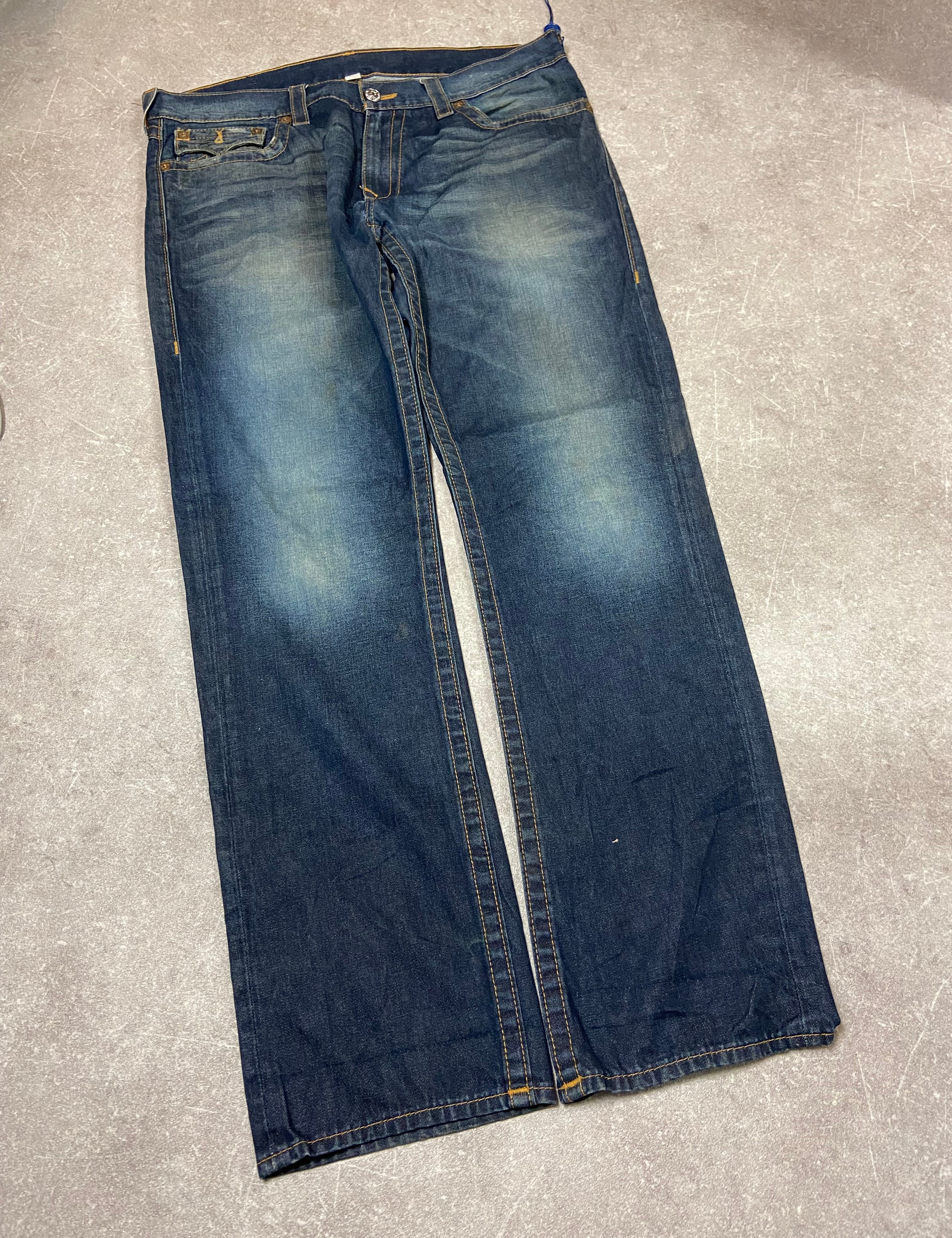 C2EABEC8-677D-4FF8-BD21-4DEB8C051782.jpg