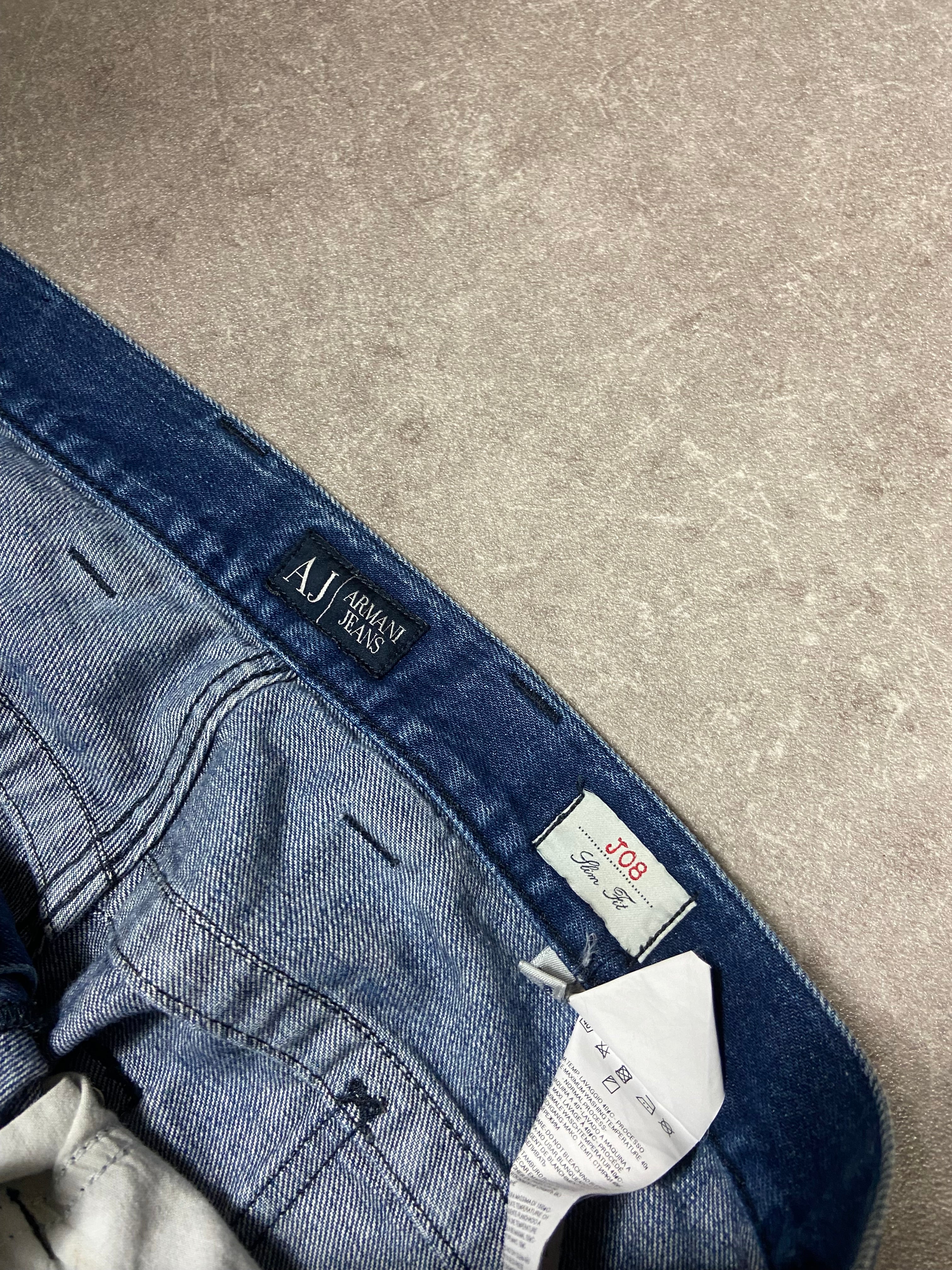 Armani Jeans M