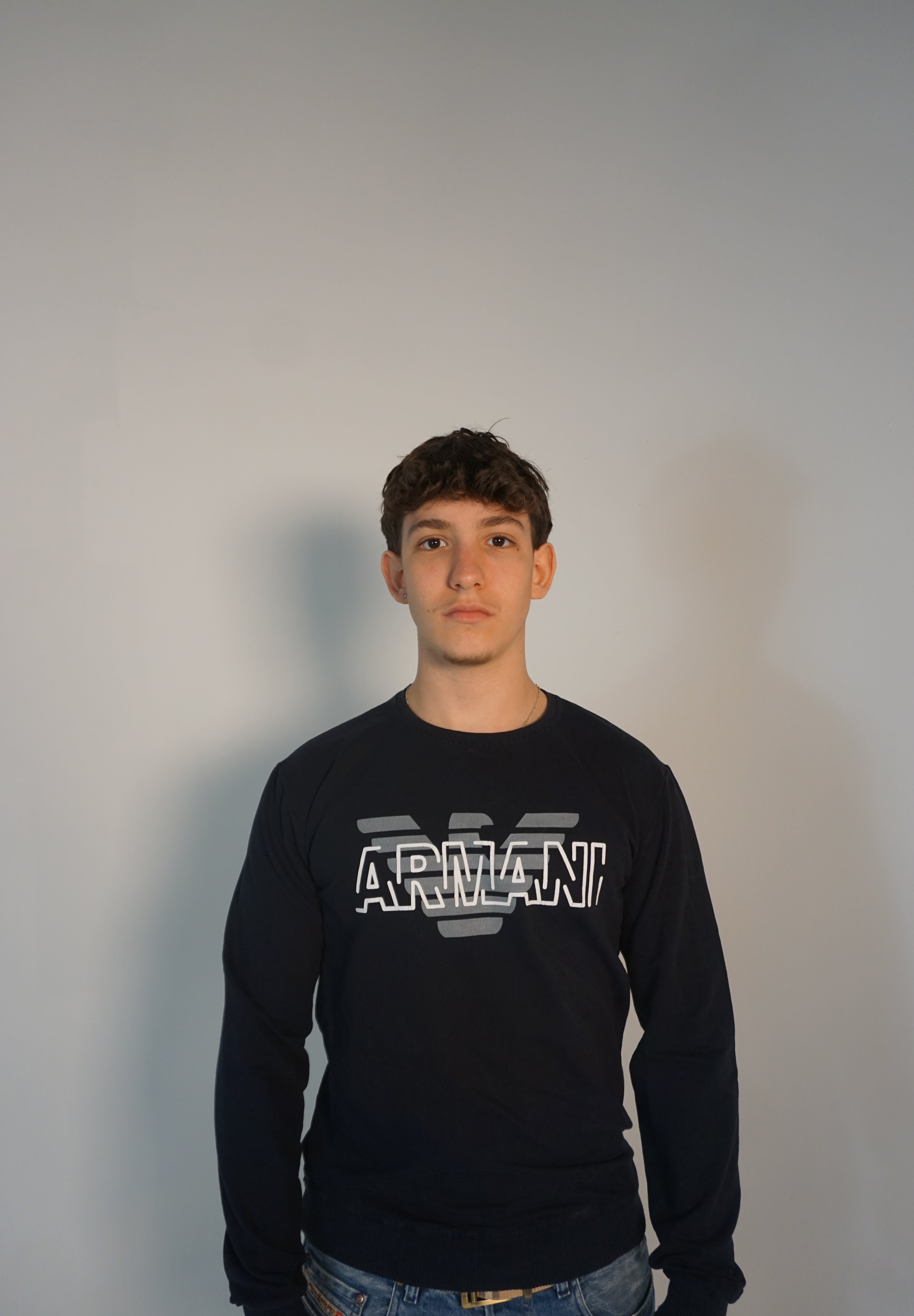Armani sweater S-M