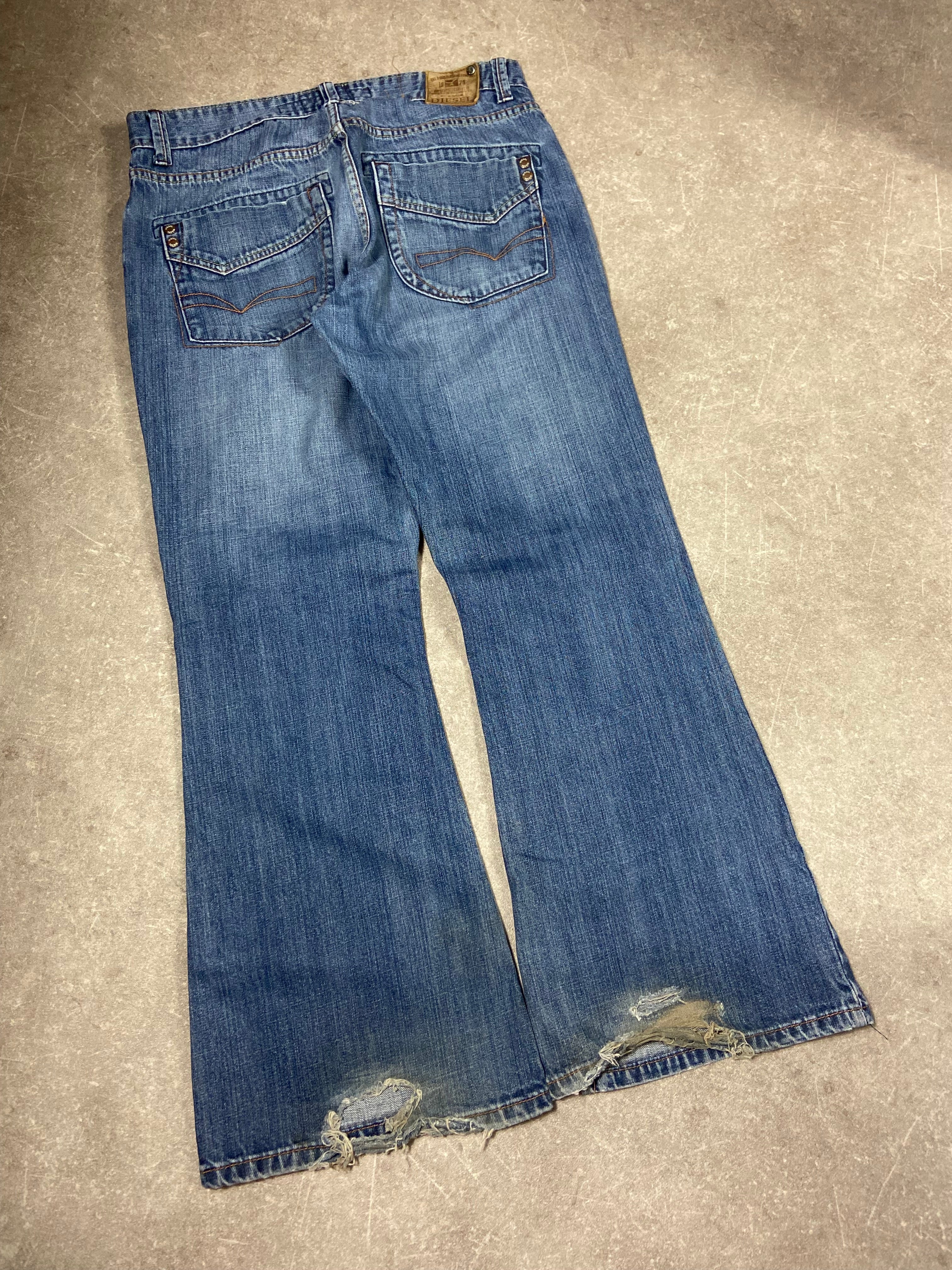 Diesel Flared Jeans M-L