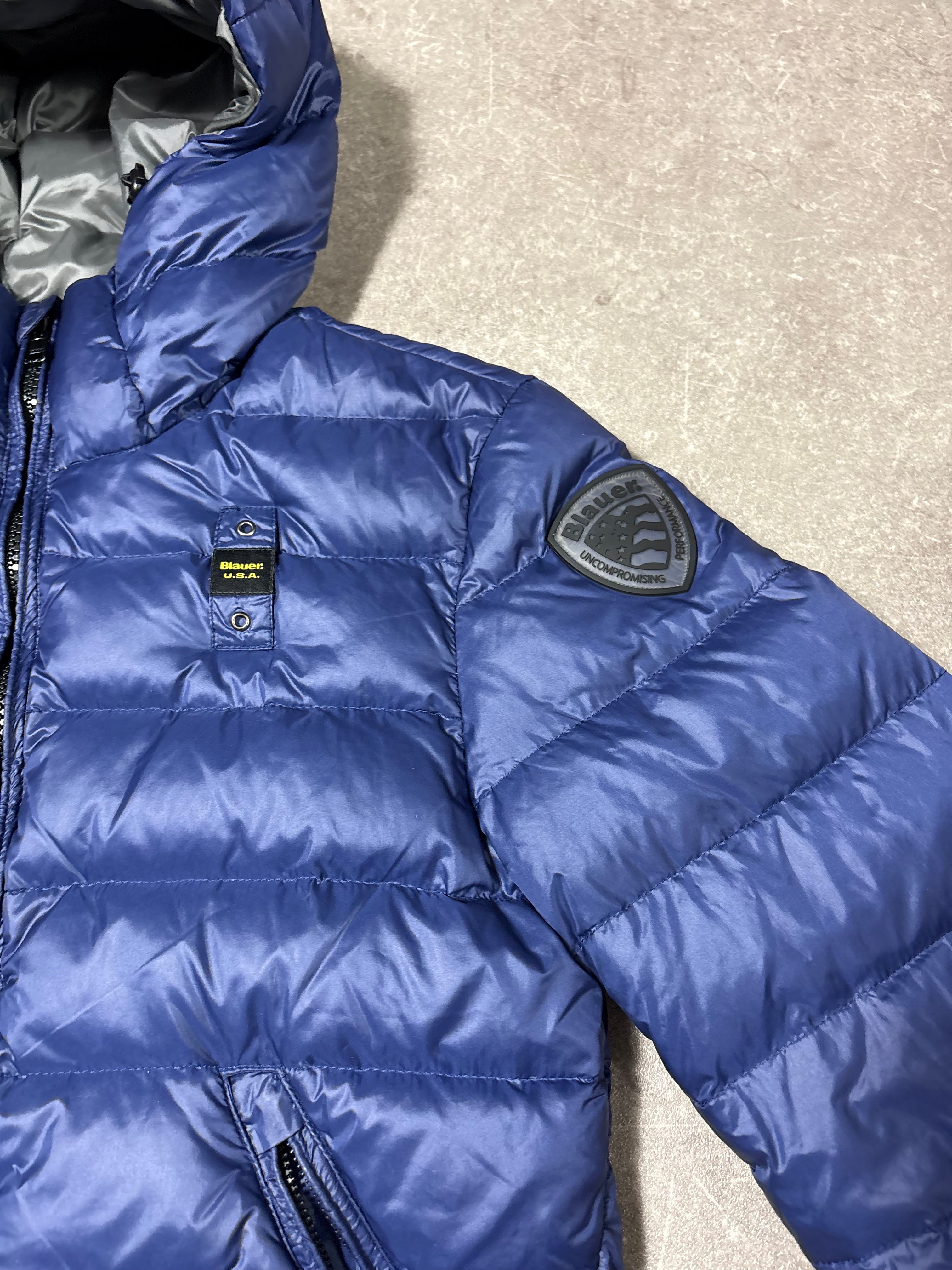 Blauer Puffer (S)