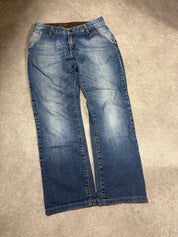 Levi’s Flared Jeans (M)-(L)