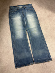 Levis 501 Flared Jeans (M)-(L)