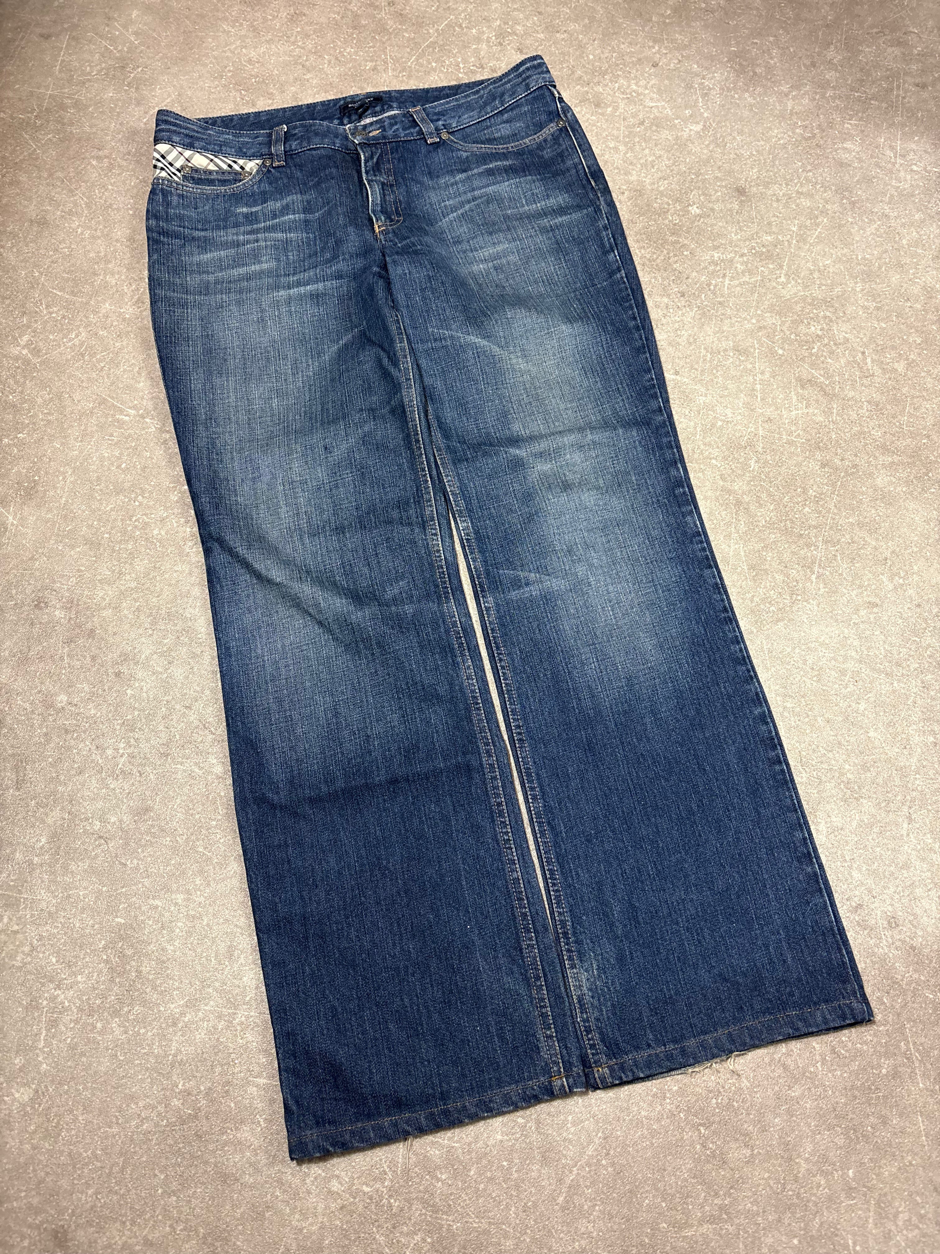 Burberry Jeans M