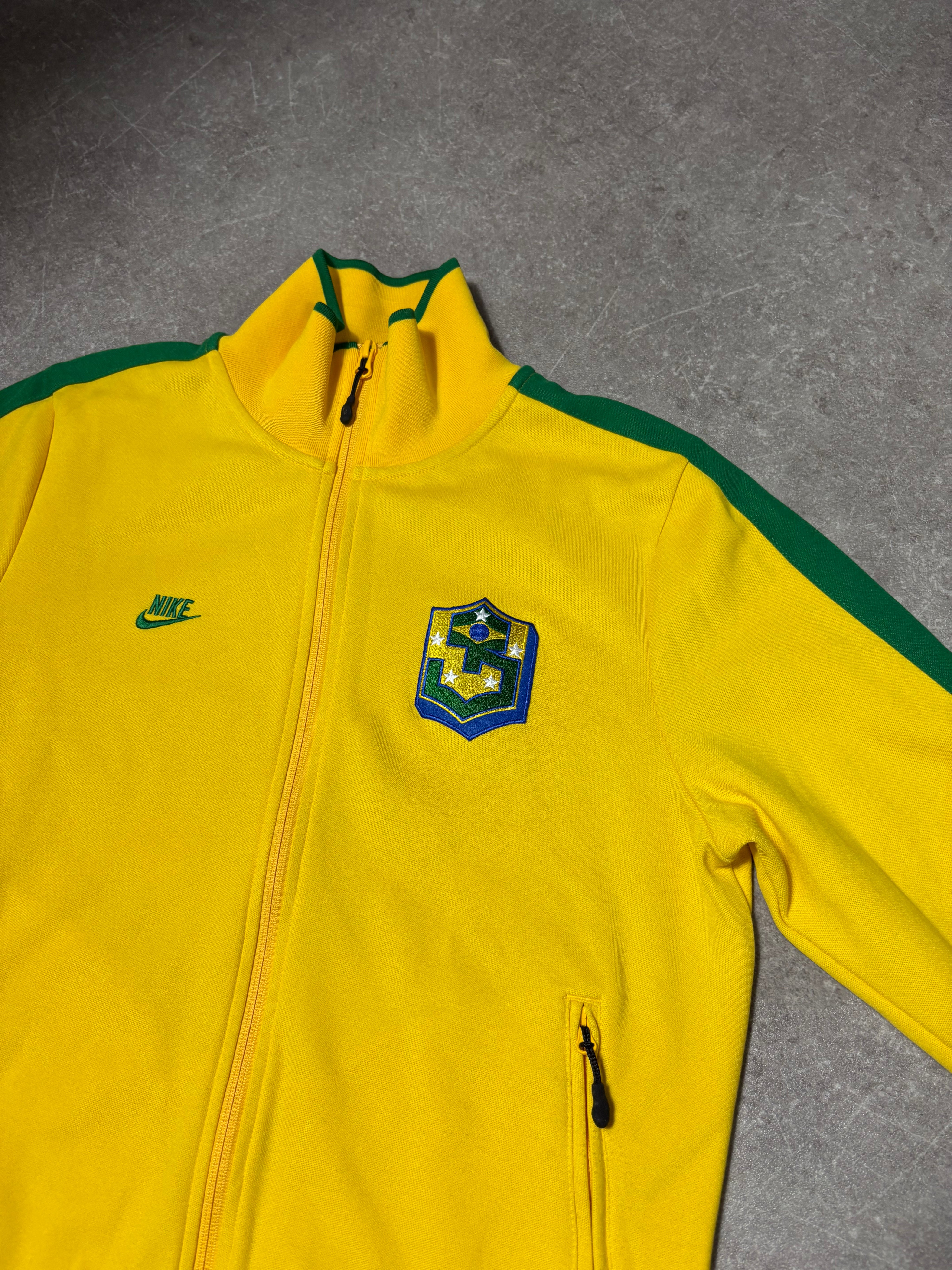 Nike X Brasil M