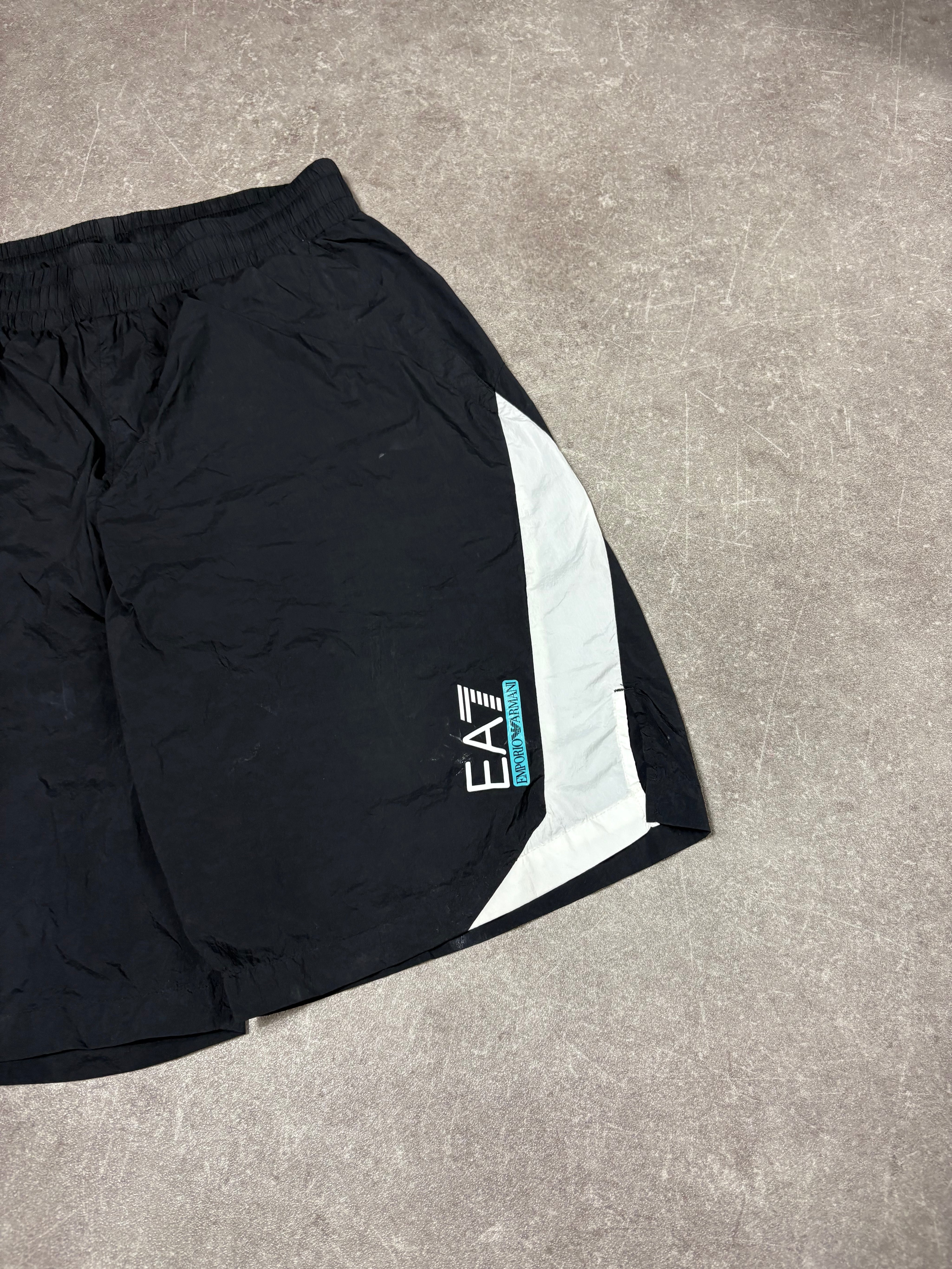 Emporio Armani Shorts L
