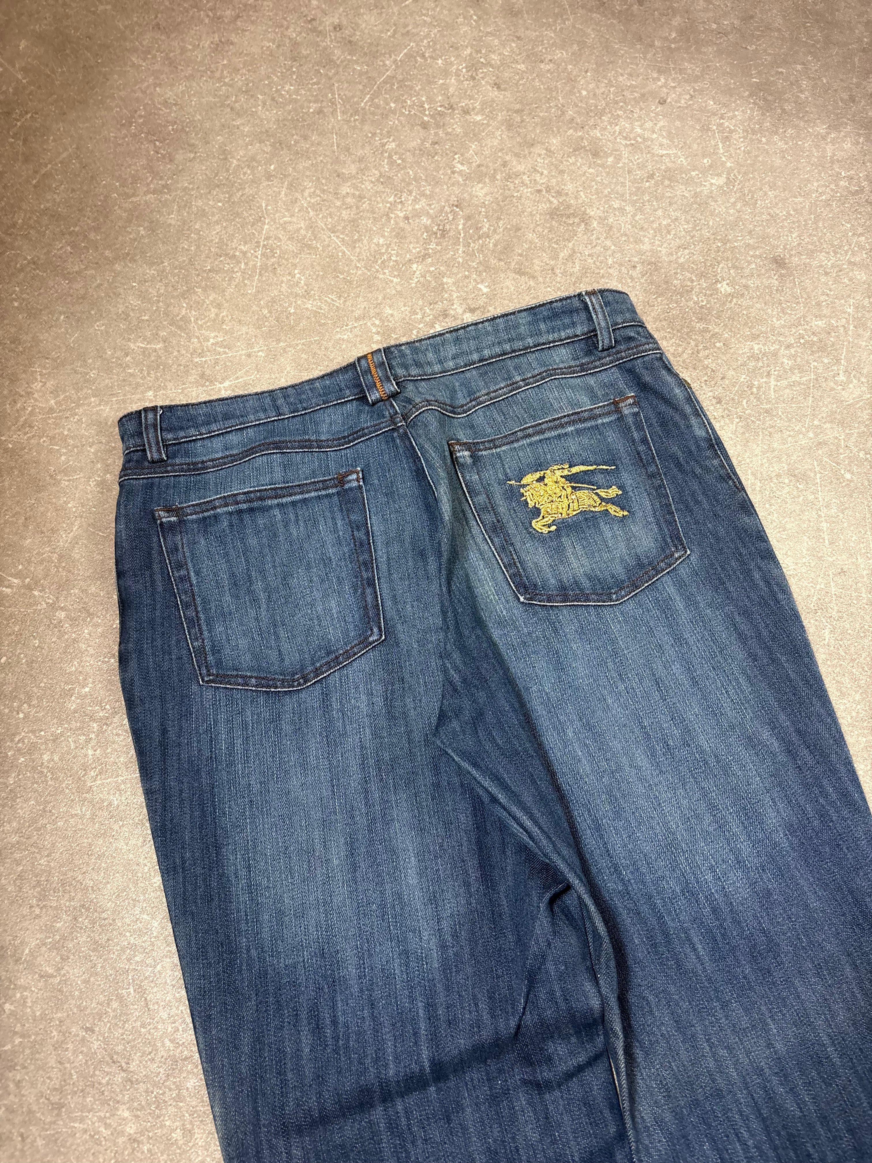 Burberry Jeans Flared (XS)-(S)