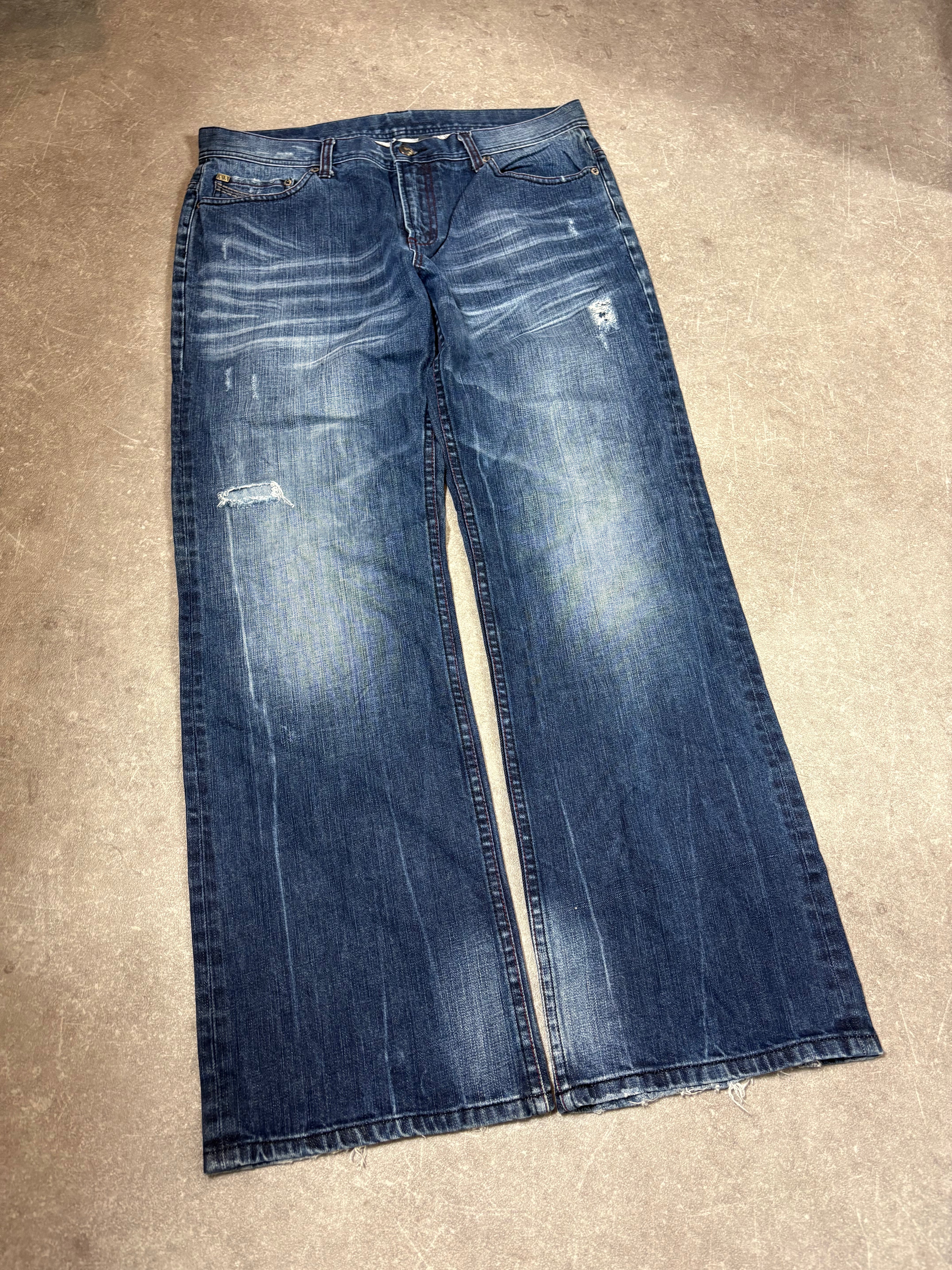 Armani Jeans (M)-(L)