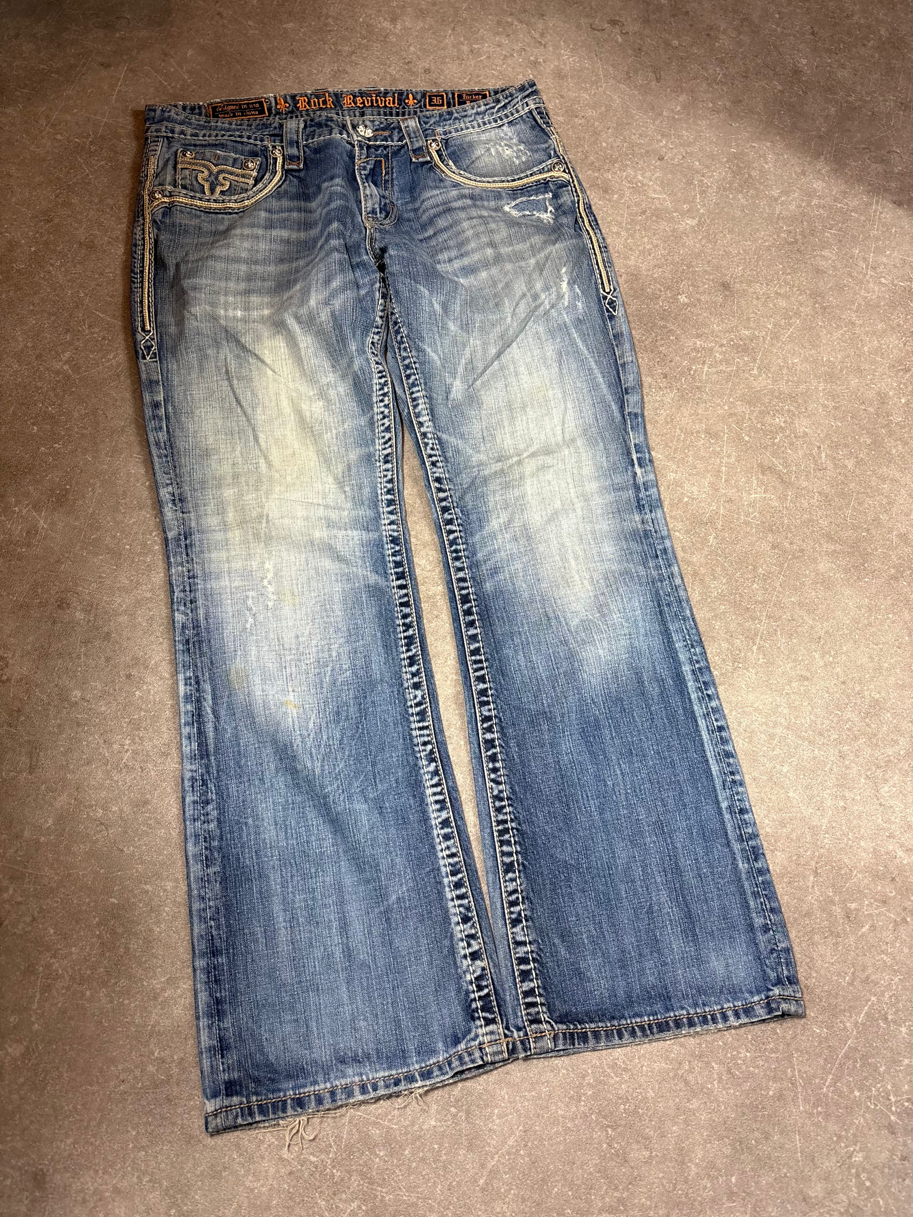 Rock Revival Flared Jeans (M)-(L)