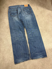 Levis 501 Flared Jeans (M)-(L)
