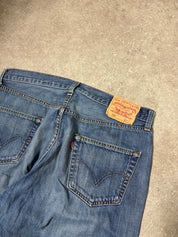 Levis 501 Flared Jeans (M)-(L)