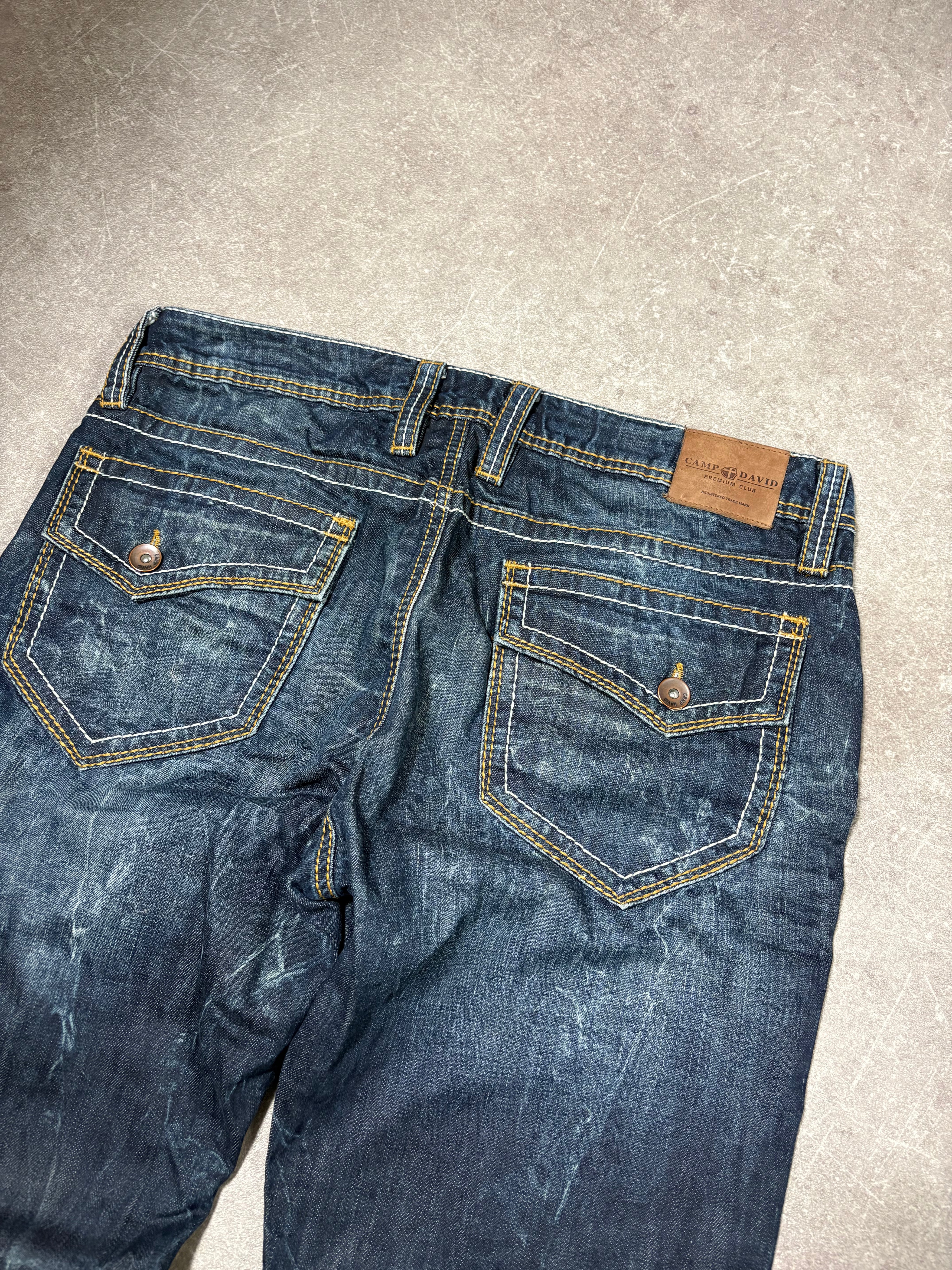 Washed Jeans (M)-(L)