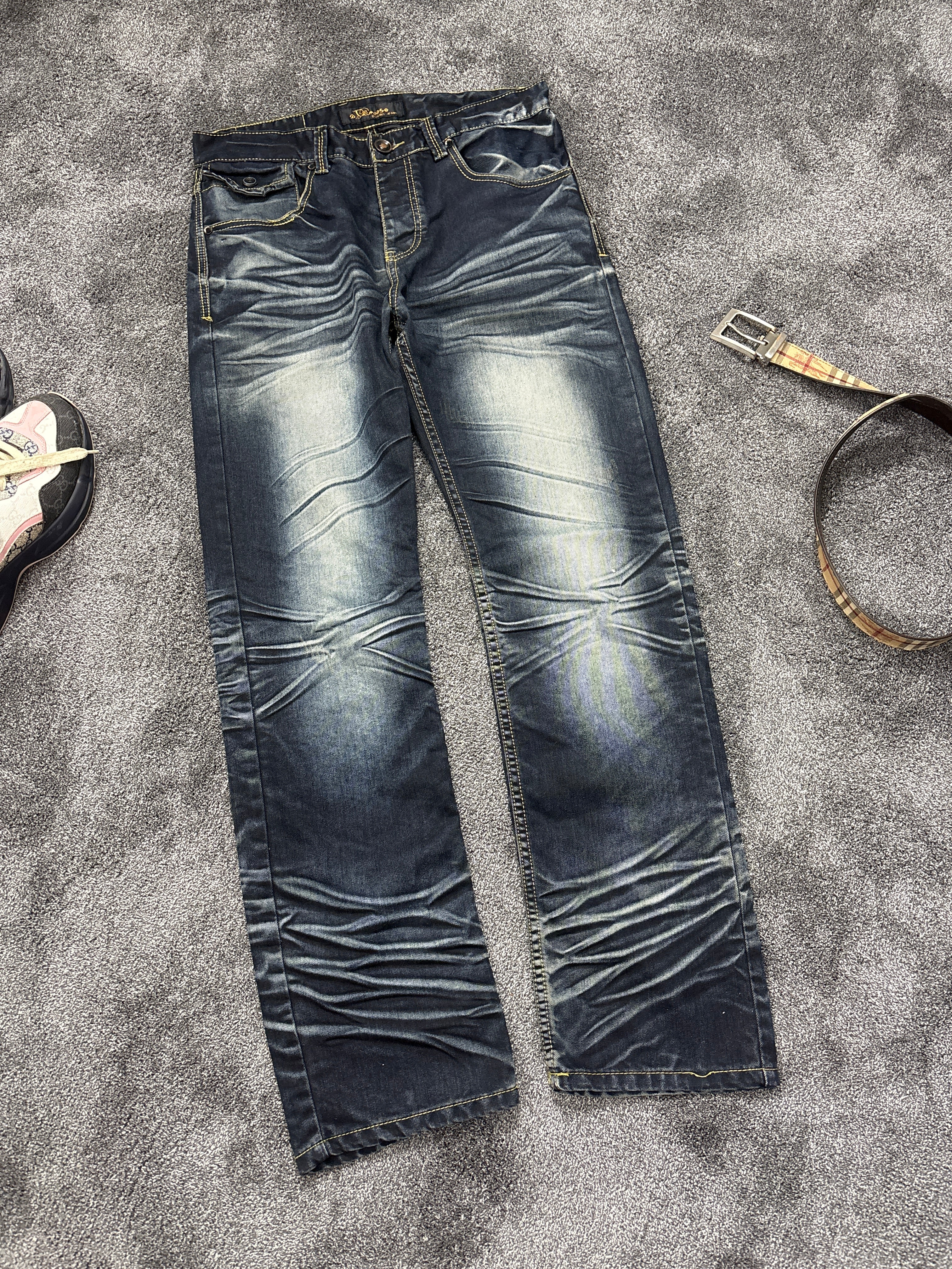 Washed Denim (M)