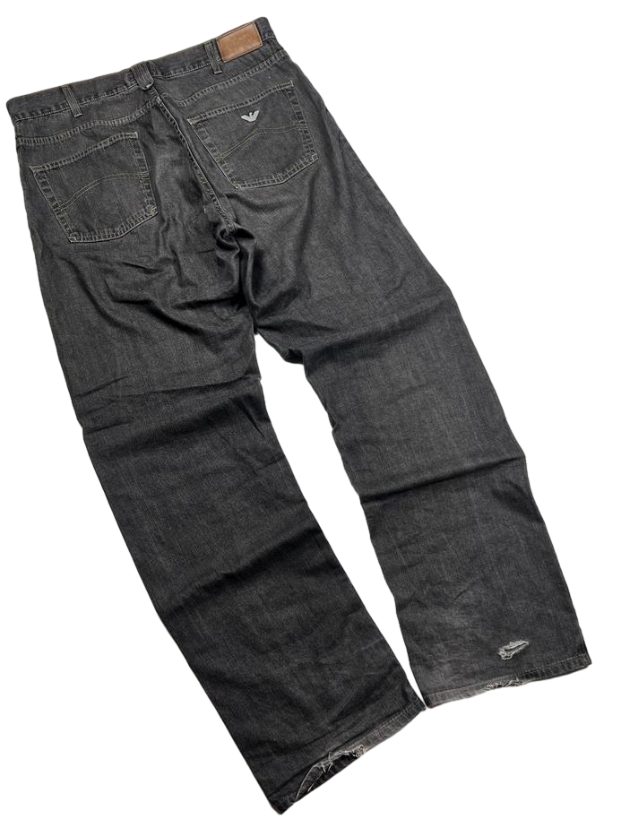 Armani Straight Jeans (M)