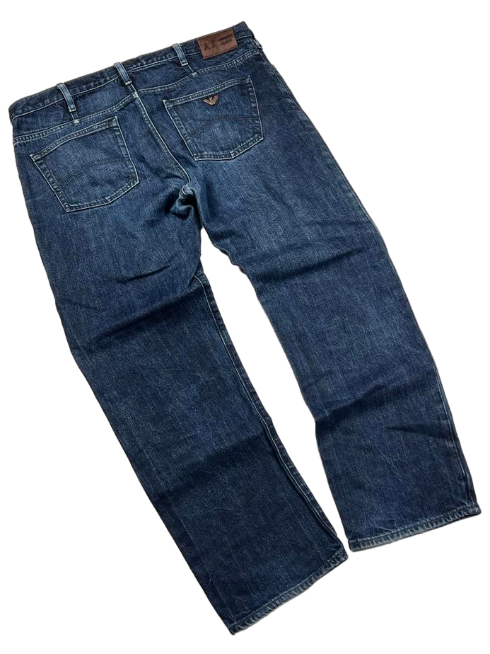 Armani Straight Jeans (M)