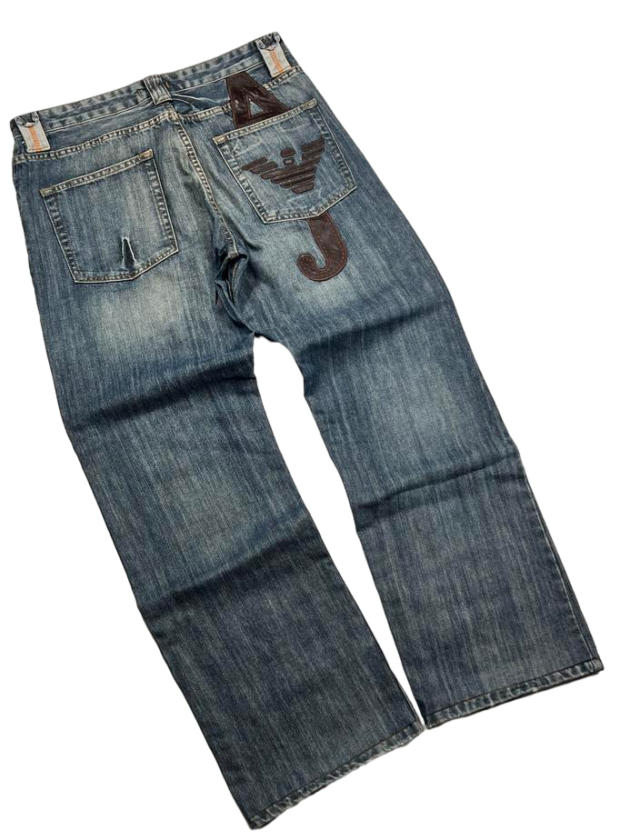 Armani Straight Jeans (M)