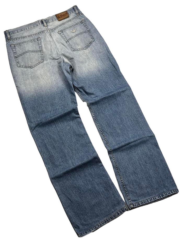 Armani Straight Jeans (M)