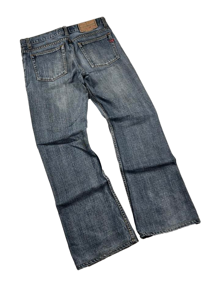 Diesel Straight Jeans (L)