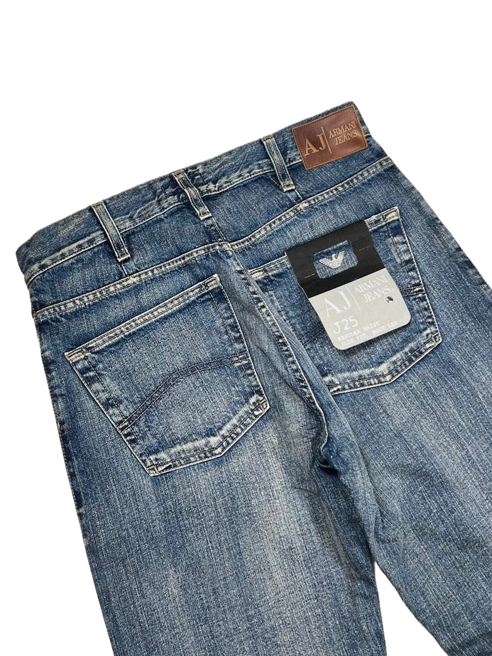 Armani Straight Jeans (M)