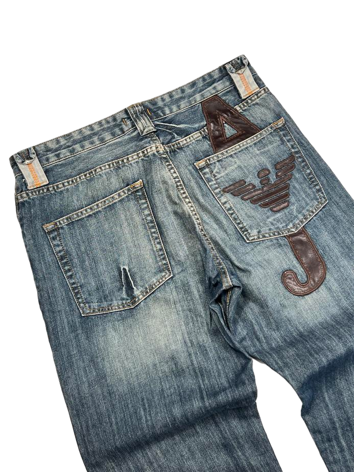 Armani Straight Jeans (M)