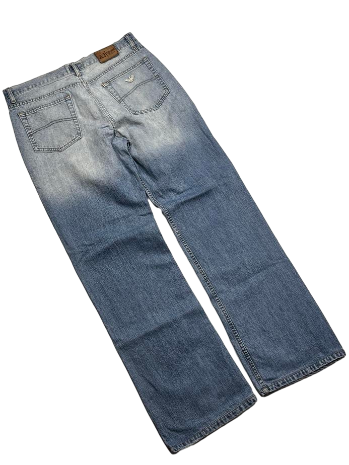 Armani Straight Jeans (M)