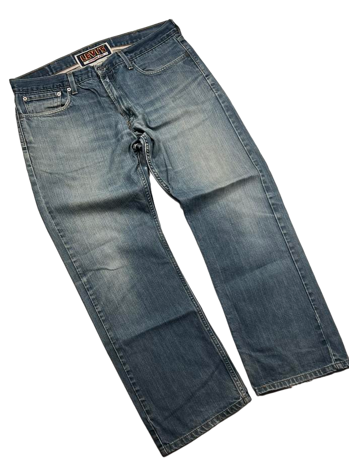Levi's Straight Jeans (L)