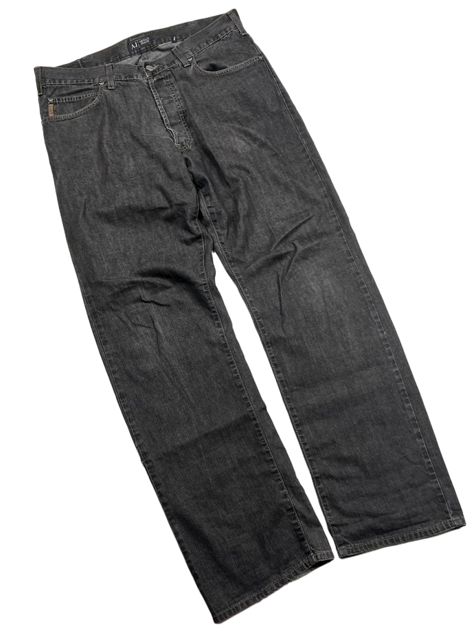 Armani Straight Jeans (M)